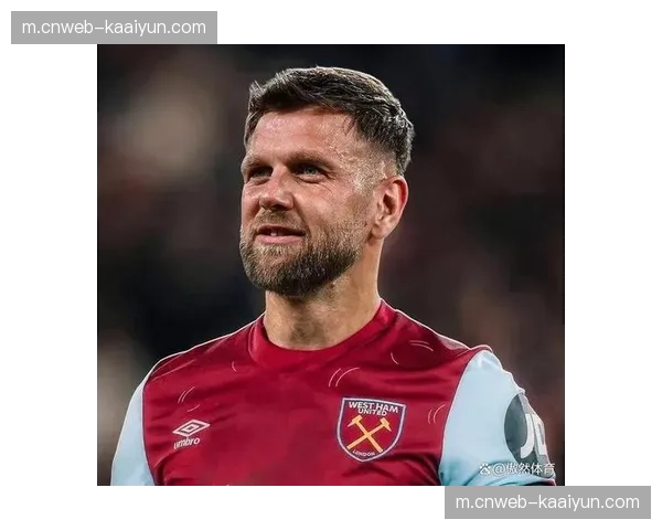 西汉姆联攻击力受限制 费利佩小腿伤势影响锋线轮换